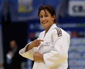 ירדן ג'רבי - סטודנטית אלופה